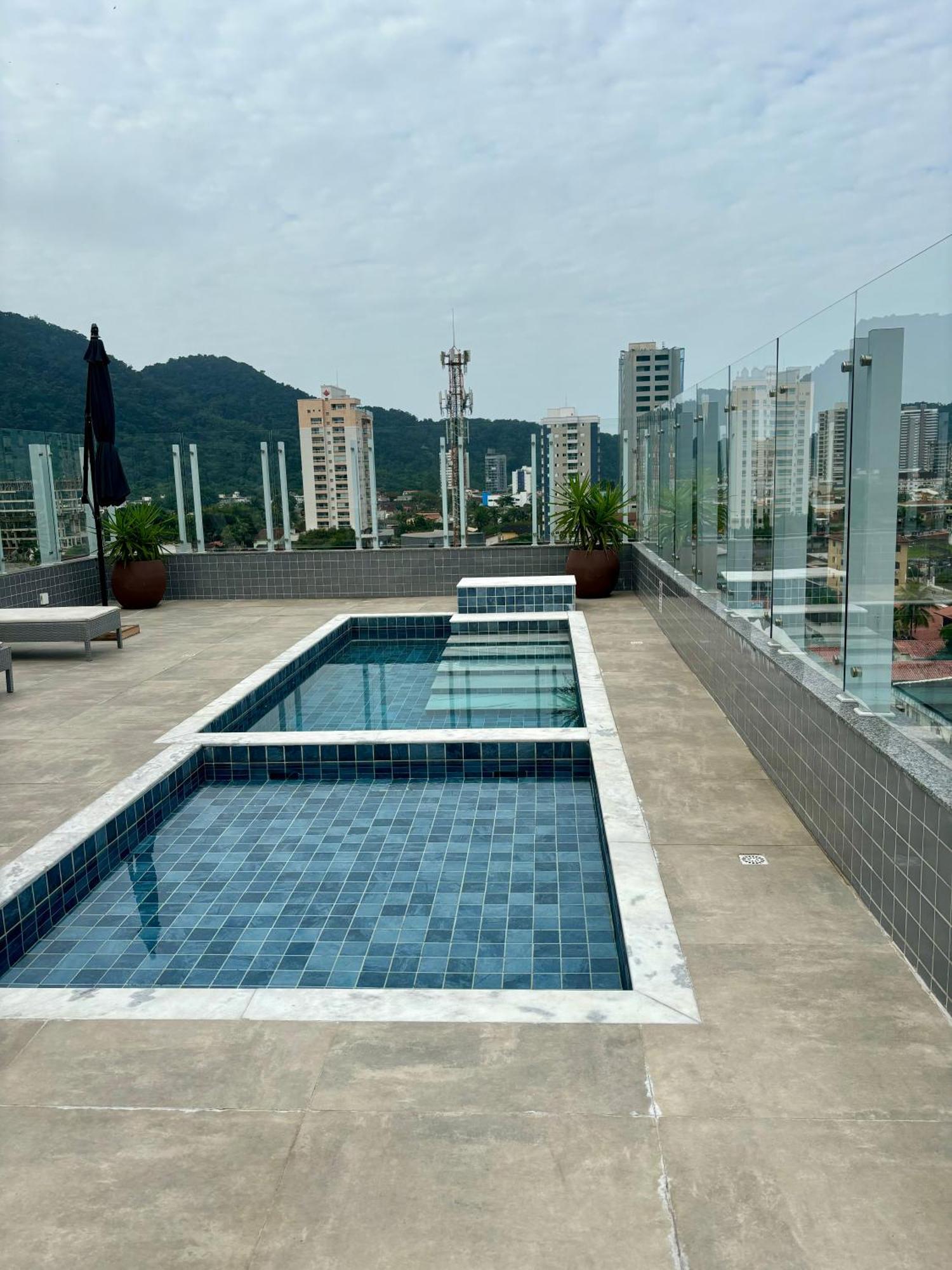 Novo Apto Canto Do Forte, Rua Praia Vista Montanha, Com Wi Fi, Homebeach10, 01 Vaga De Garagem, Melhores Restaurantes Ao Lado ปรายากรันเด ภายนอก รูปภาพ